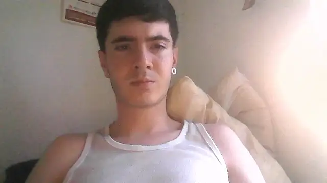 Snapshot of lio____ chatting on May 26, 10:52 pm lio online show from May 26, 10:52 pm