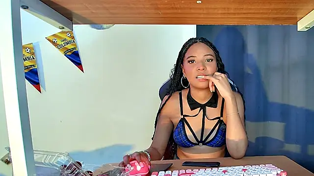 Ellie Cute7 online show from June 19, 7:09 pm