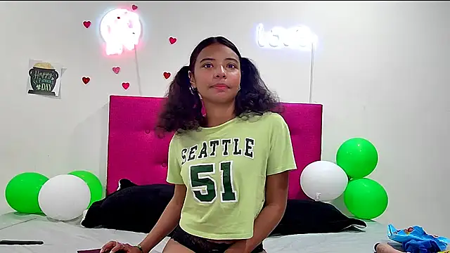 Ellie Cute7 online show from April 2, 7:20 pm