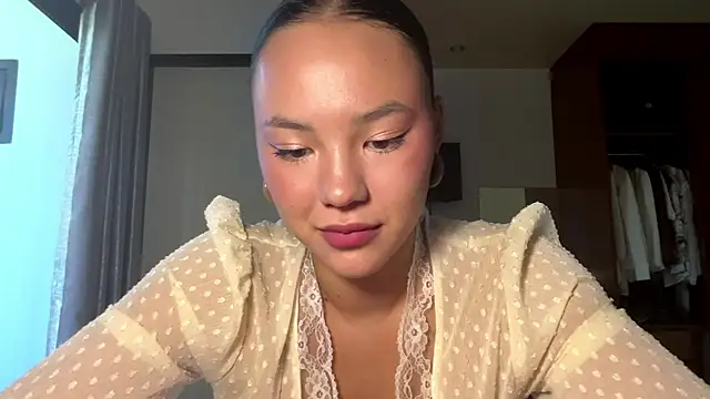kamila 18 french online show from March 29, 5:09 am