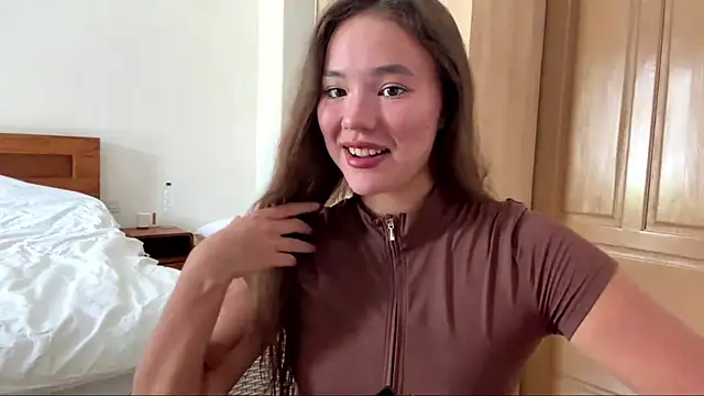 kamila 18 french online show from May 4, 5:11 am
