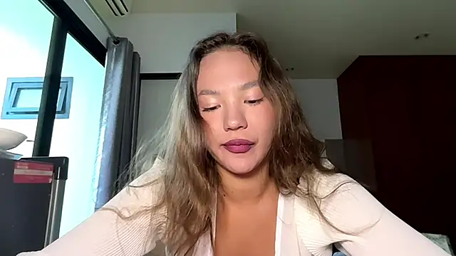 kamila 18 french online show from April 19, 5:08 am
