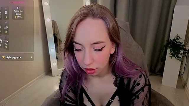 ShadowSparkle online show from April 30, 10:36 pm