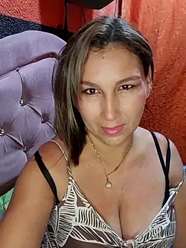 Maddy Hot online show from May 18, 9:14 am