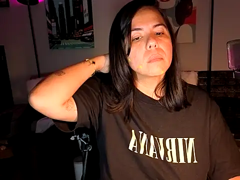 HannaJonns online show from May 16, 5:39 am
