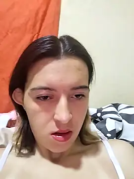 Snapshot of Greta_silber26 chatting on April 16, 3:24 pm Greta silber26 online show from April 16, 3:24 pm