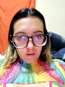 Snapshot of Greta_silber26 chatting on April 13, 5:06 pm Greta silber26 online show from April 13, 5:06 pm