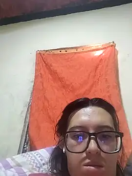 Snapshot of Greta_silber26 chatting on March 29, 3:57 pm Greta silber26 online show from March 29, 3:57 pm
