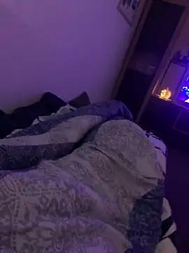 Snapshot of euerpaar292 chatting on March 21, 12:12 am euerpaar292 online show from March 21, 12:12 am