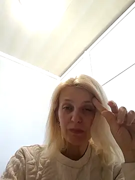 MiaLove183 online show from April 30, 1:40 pm