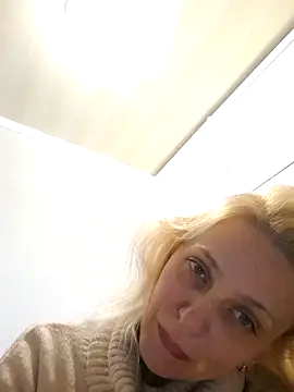 MiaLove183 online show from March 30, 1:56 pm