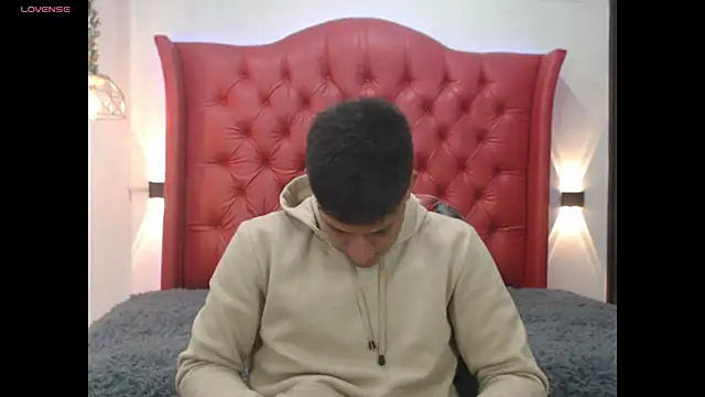 DominantBoy4 online show from March 23, 11:54 am