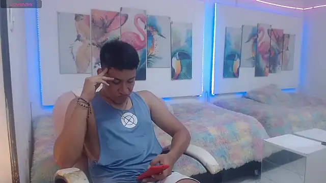 DominantBoy4 online show from March 25, 8:08 pm
