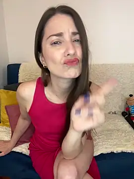 natashakinski online show from April 13, 7:40 pm