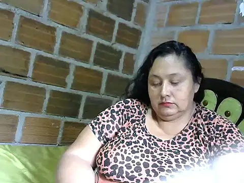 tistmature-69 online show from April 13, 1:48 pm