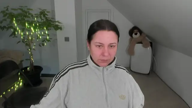 miss ally online show from March 25, 6:29 pm