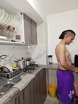 BombomAndAxel online show from April 28, 2:21 am