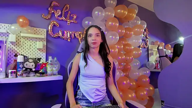 Zoe 444 online show from April 11, 4:53 am