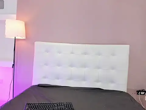 Zoesecret online show from April 11, 7:27 am