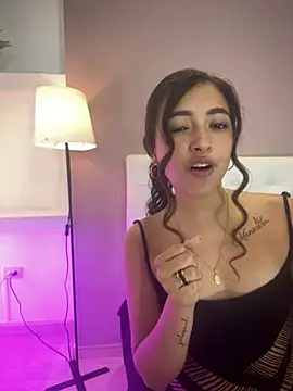 Zoesecret online show from May 14, 6:54 am