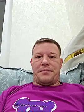 Garfieldd12 online show from March 22, 6:20 pm