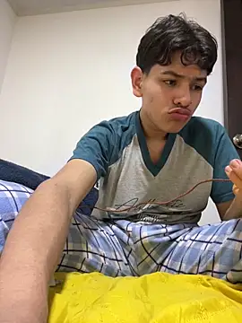 juanma759 online show from April 13, 1:53 am