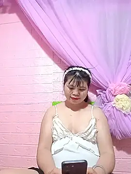 Dumi 009 online show from May 22, 5:44 pm