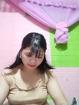 Dumi 009 online show from June 3, 3:39 pm