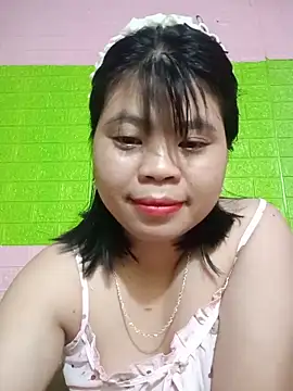 Dumi 009 online show from May 12, 4:35 pm