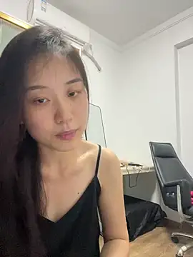 A-Kristen online show from April 13, 3:38 pm