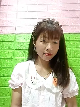 AmyLinee01 online show from June 26, 3:40 pm