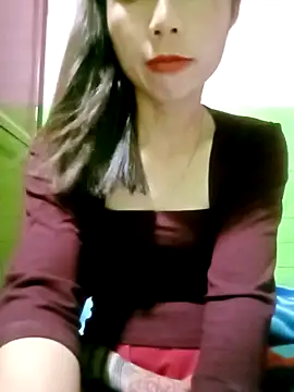AmyLinee01 online show from April 10, 3:08 pm