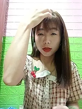 AmyLinee01 online show from July 3, 10:00 am
