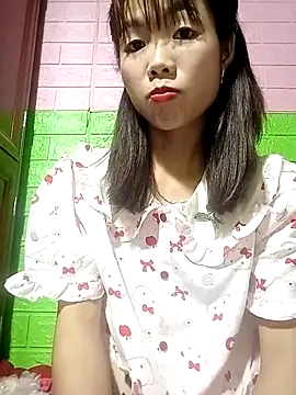 AmyLinee01 online show from April 23, 3:02 pm