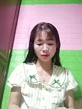Snapshot of AmyLinee01 chatting on May 26, 10:46 am AmyLinee01 online show from May 26, 10:46 am
