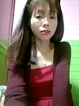 AmyLinee01 online show from May 3, 6:22 pm