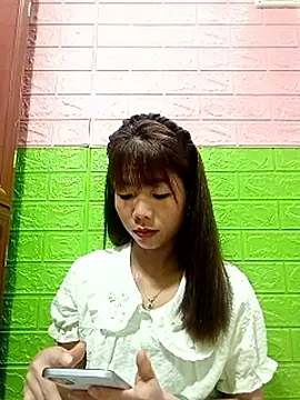AmyLinee01 online show from June 30, 11:49 pm