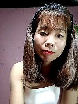 AmyLinee01 online show from March 25, 5:40 am