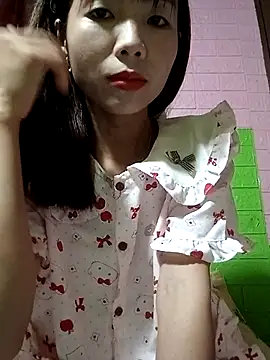 AmyLinee01 online show from April 27, 5:16 am
