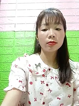 AmyLinee01 online show from June 26, 12:16 am