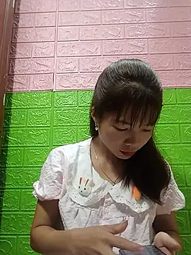 AmyLinee01 online show from June 27, 11:27 am