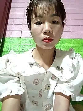 Snapshot of AmyLinee01 chatting on May 31, 5:51 pm AmyLinee01 online show from May 31, 5:51 pm