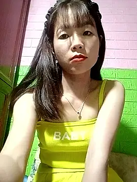 Snapshot of AmyLinee01 chatting on May 24, 5:57 pm AmyLinee01 online show from May 24, 5:57 pm