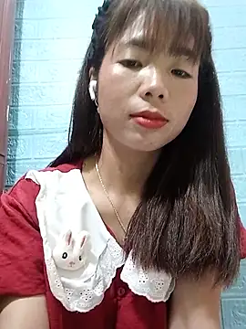 AmyLinee01 online show from July 19, 5:32 pm