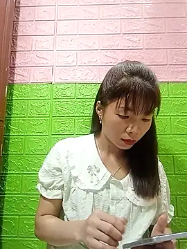 AmyLinee01 online show from July 1, 11:54 am