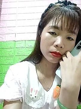 AmyLinee01 online show from July 8, 11:33 am
