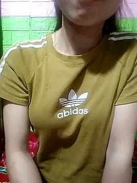 AmyLinee01 online show from April 5, 5:25 am