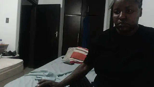 Lucia-boobs online show from April 14, 7:41 pm