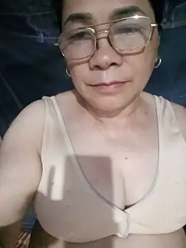 Snapshot of Funsexy1 chatting on June 18, 10:15 pm Funsexy1 online show from June 18, 10:15 pm