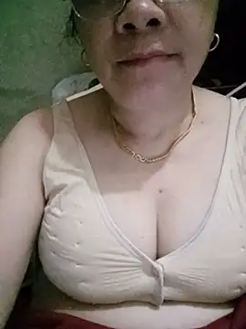 Snapshot of Funsexy1 chatting on May 23, 11:20 am Funsexy1 online show from May 23, 11:20 am